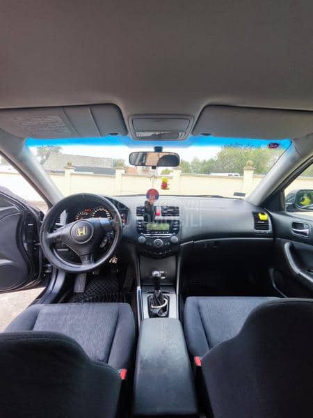 Honda Accord 2.0