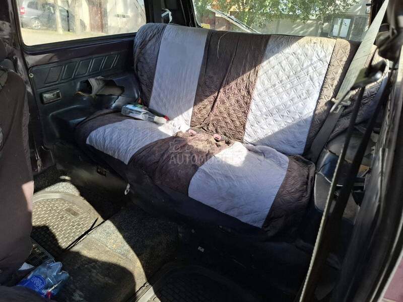 Lada Niva 1.7