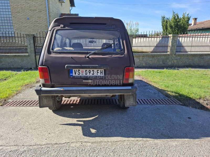 Lada Niva 1.7