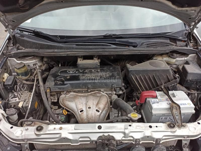 Toyota Avensis Verso 2.0