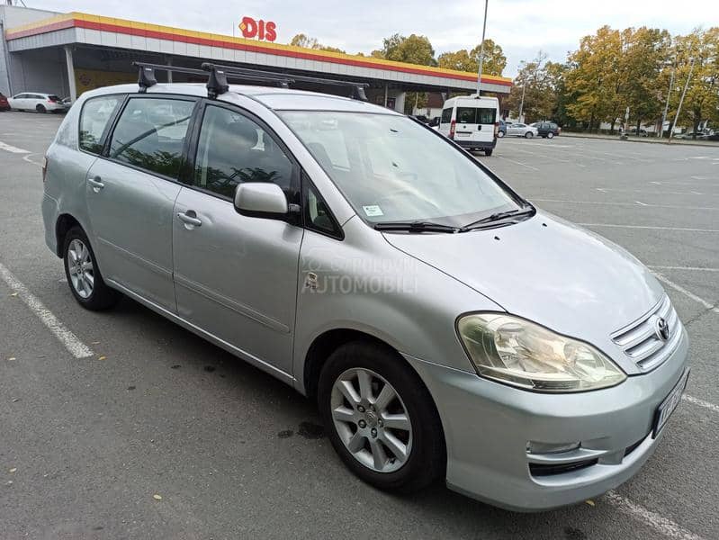 Toyota Avensis Verso 2.0