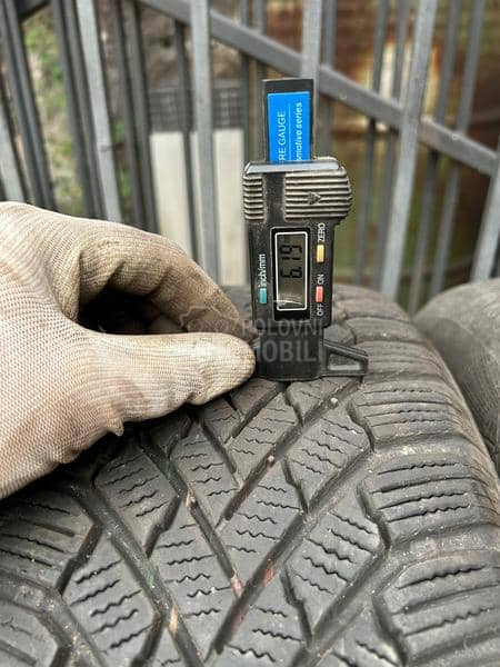 Continental 205/60 R16 Zimska