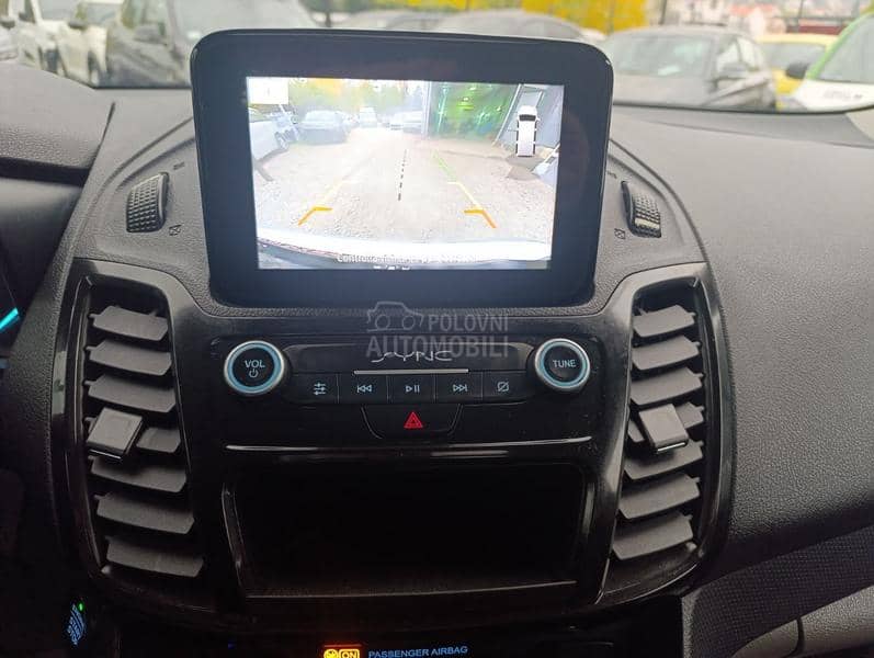 Ford Grand Tourneo Connect 1.5d titanium