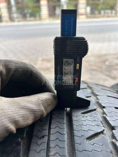 Nokian 215/60 R17 Zimska