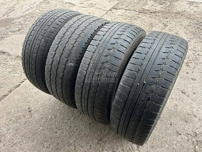 Nokian 215/60 R17 Zimska