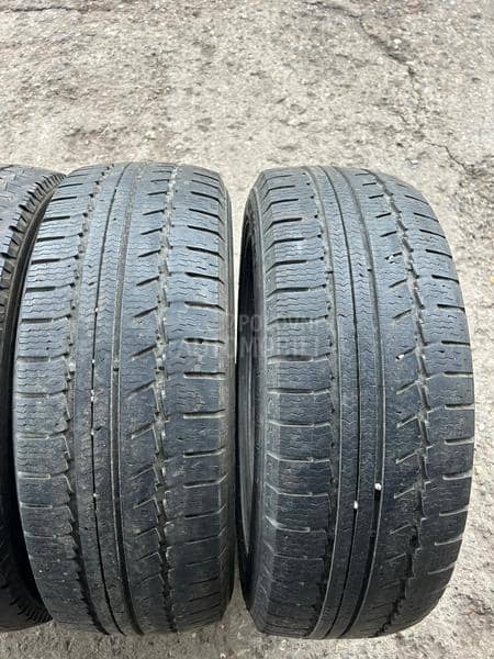 Nokian 215/60 R17 Zimska