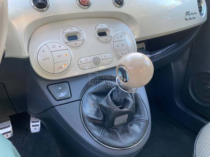 Fiat 500 Šiber.N.a.v.i.R.e.g