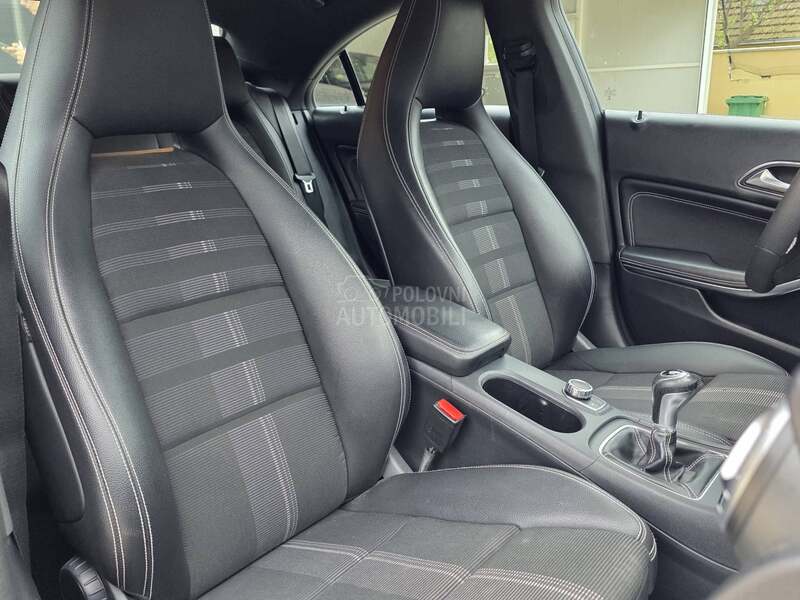 Mercedes Benz CLA 180 1.5