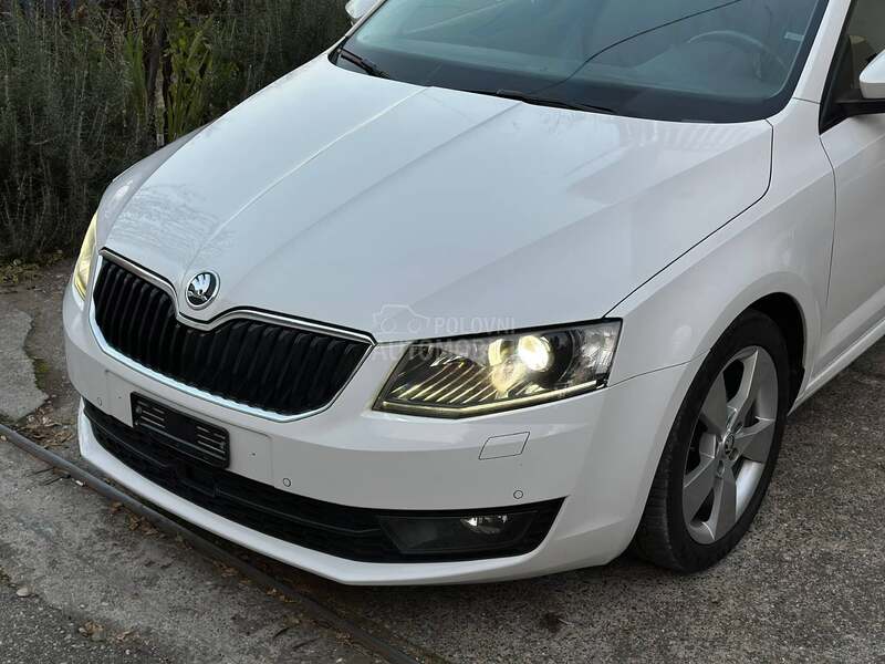 Škoda Octavia 1.6TDI DSG LED CH