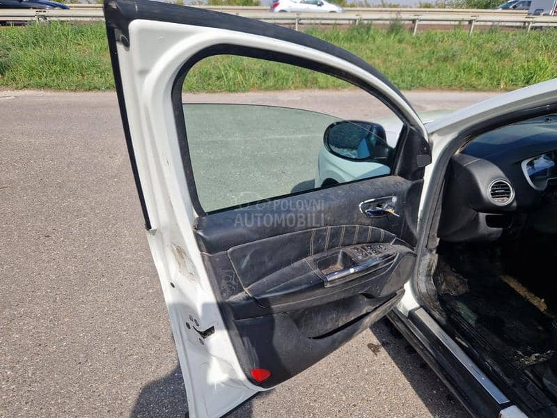 Lancia Delta A K C I J A