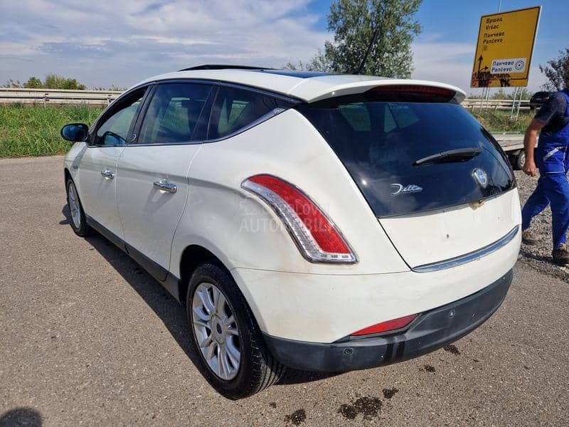 Lancia Delta A K C I J A