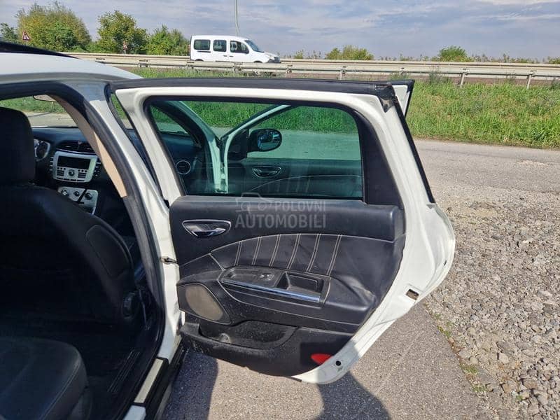 Lancia Delta A K C I J A