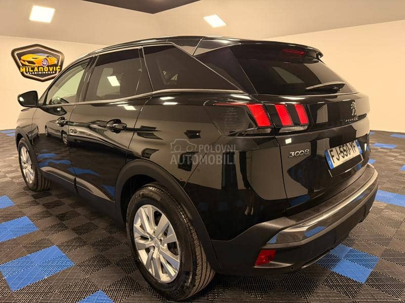Peugeot 3008 1.2 PURTECH KAONOV Peugeot 3008 1.2 PURTECH KAONOV