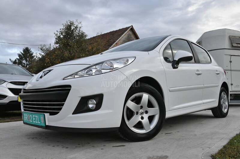 Peugeot 207 1.4 8 ven tila
