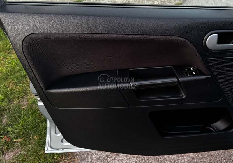 Ford Fusion 1.6 1.6V TREND