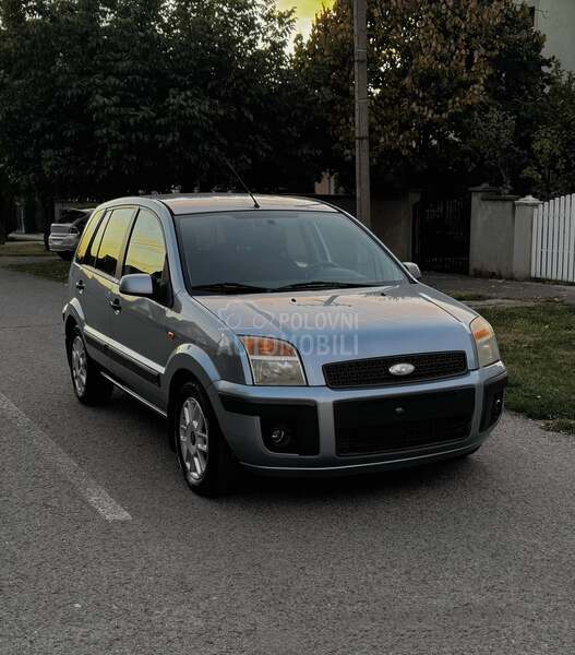 Ford Fusion 1.6 1.6V TREND