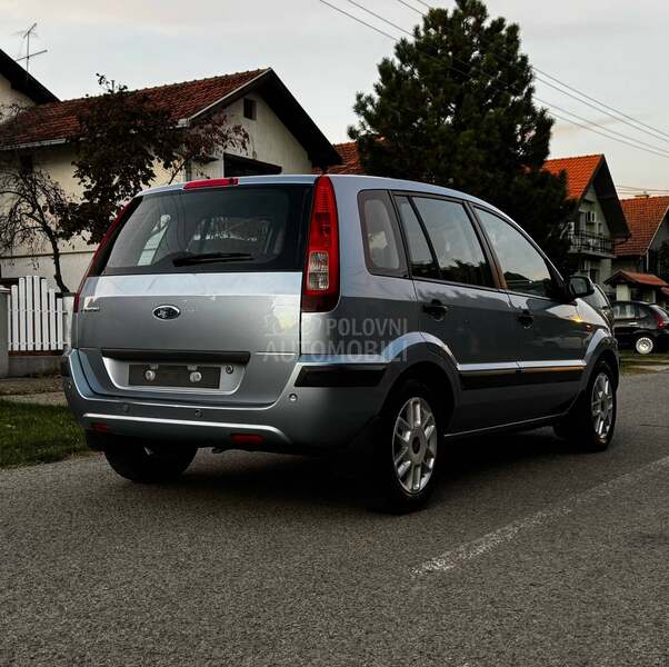 Ford Fusion 1.6 1.6V TREND