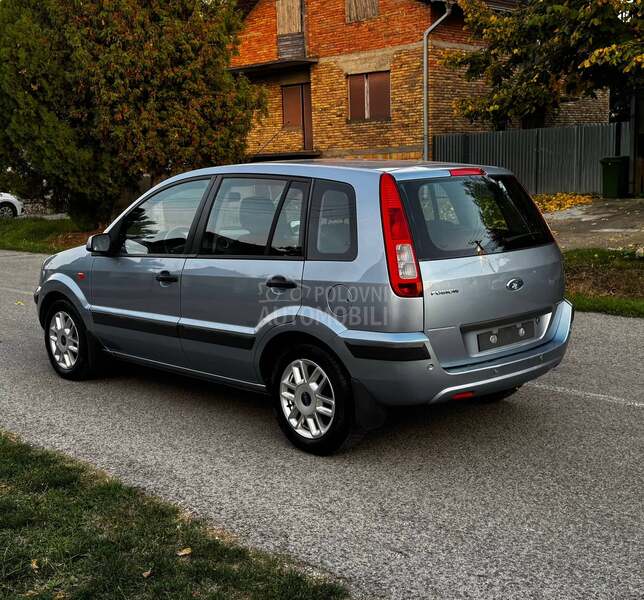 Ford Fusion 1.6 1.6V TREND