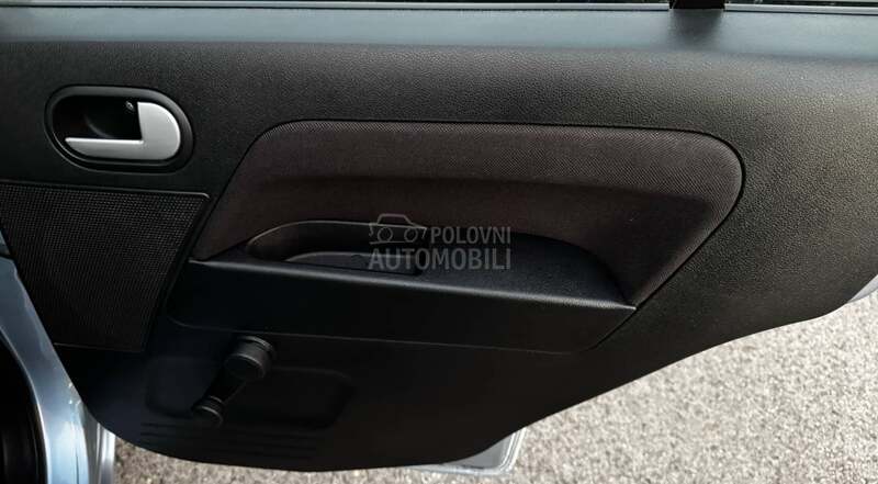 Ford Fusion 1.6 1.6V TREND