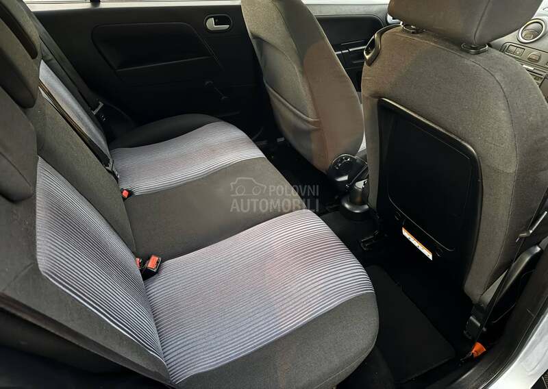 Ford Fusion 1.6 1.6V TREND