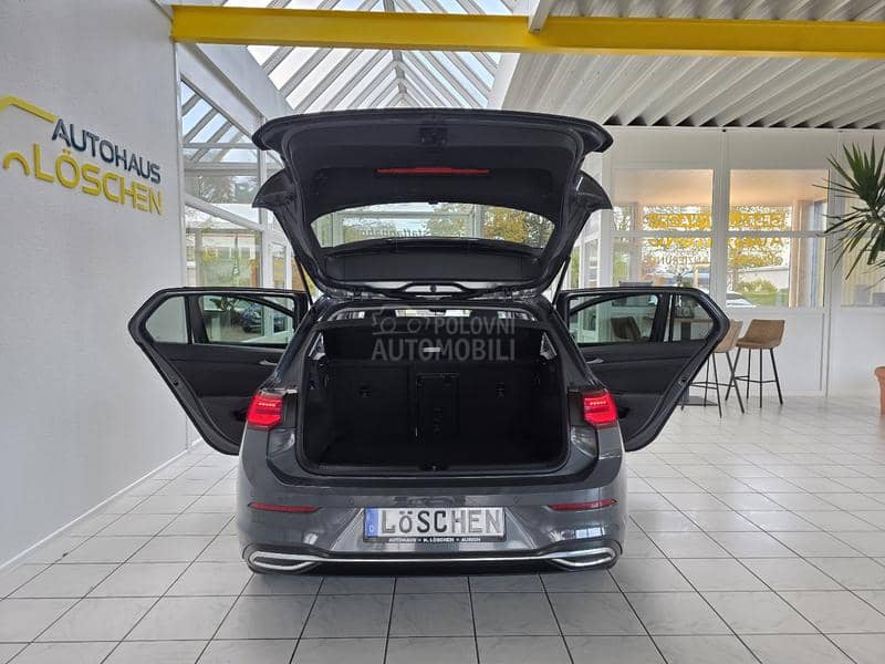 Volkswagen Golf 8 Virt. IQ-LIGHT Pano