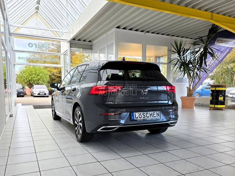 Volkswagen Golf 8 Virt. IQ-LIGHT Pano