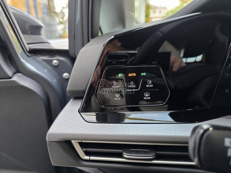 Volkswagen Golf 8 Virt. IQ-LIGHT Pano