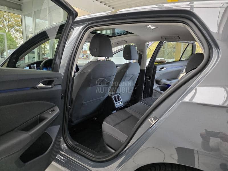 Volkswagen Golf 8 Virt. IQ-LIGHT Pano