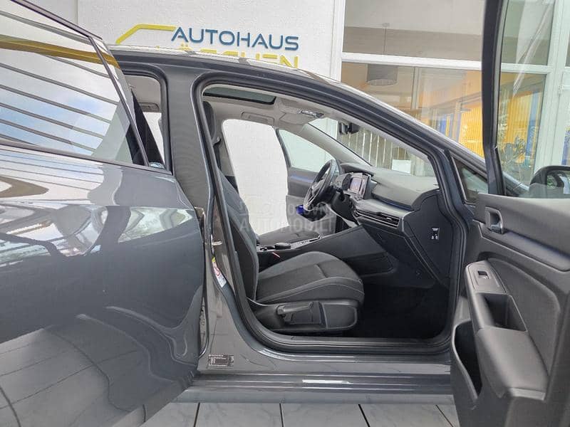 Volkswagen Golf 8 Virt. IQ-LIGHT Pano