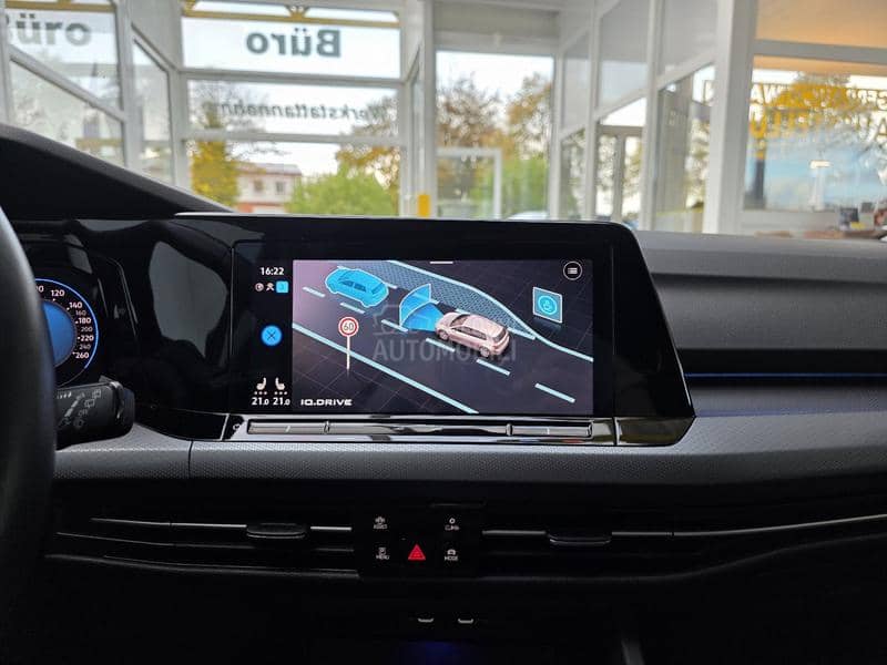 Volkswagen Golf 8 Virt. IQ-LIGHT Pano