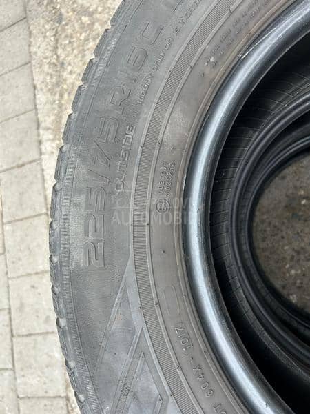 Nokian 225/75 R16 Letnja