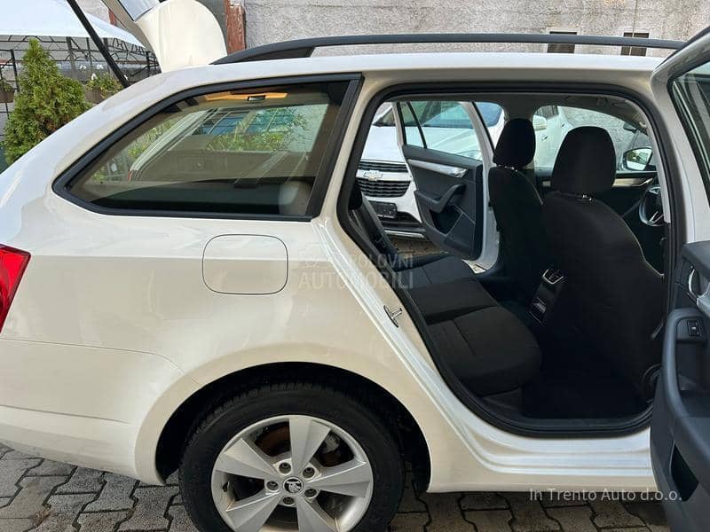 Škoda Octavia 1.6 TDI DSG