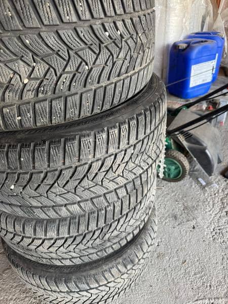 Dunlop 225/40 R18 Zimska