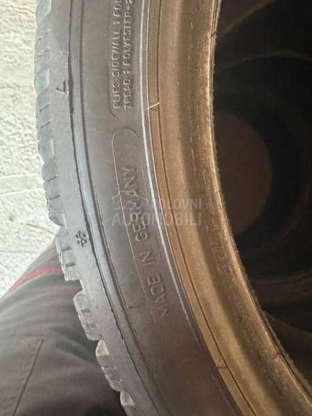 Dunlop 225/40 R18 Zimska