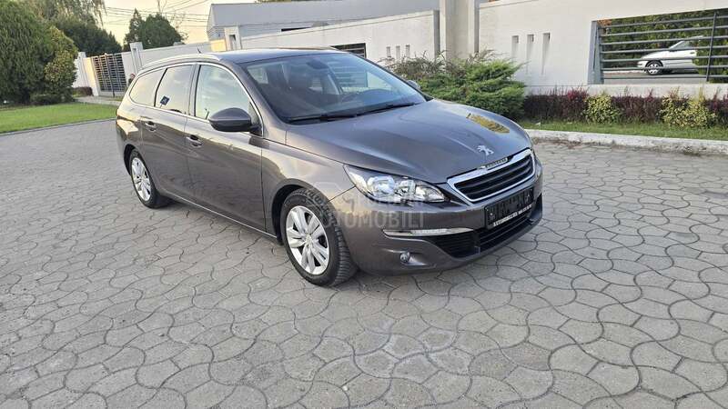 Peugeot 308 1.6 eHDI PANO