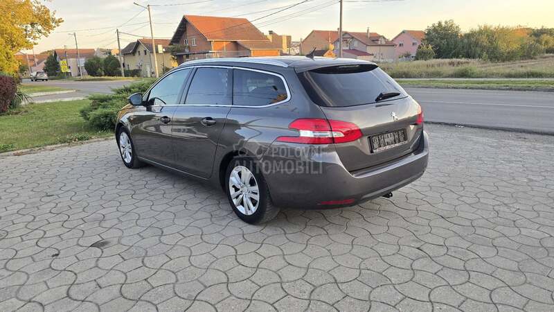 Peugeot 308 1.6 eHDI PANO