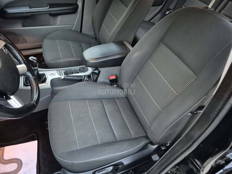 Ford Focus 1.6 TDCI TITANIUM