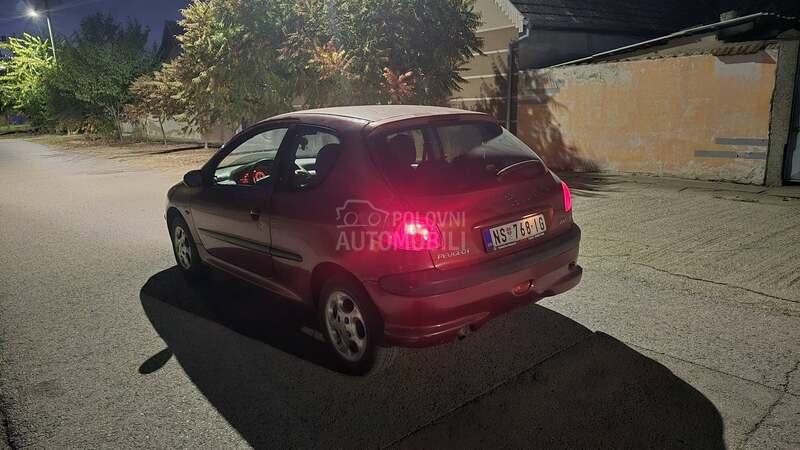 Peugeot 206 