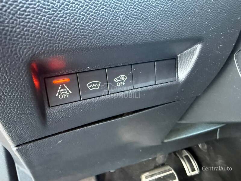 Peugeot 2008 1.5HDI GT