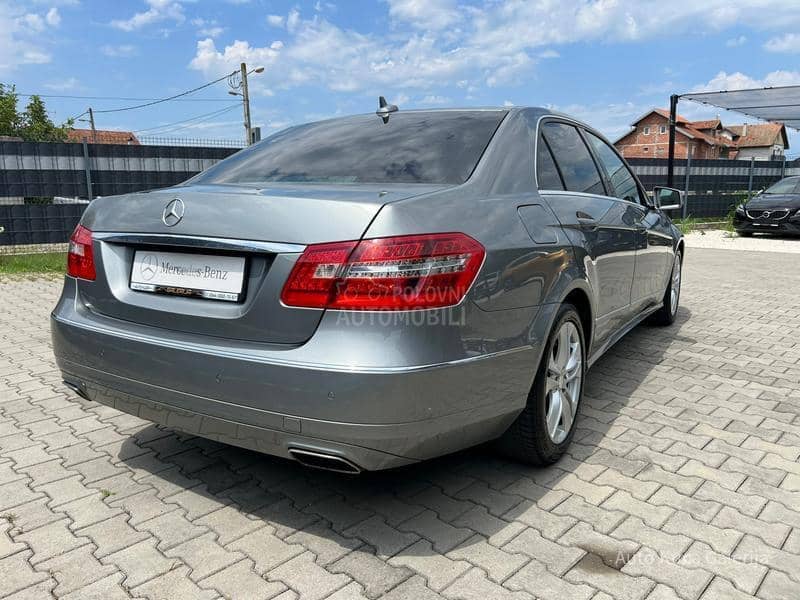 Mercedes Benz E 220 220