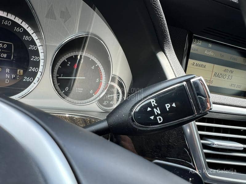 Mercedes Benz E 220 220