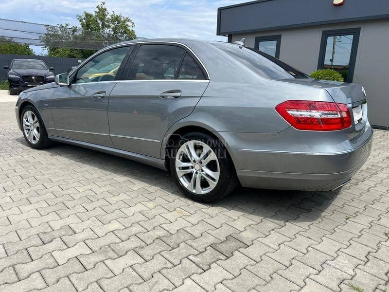 Mercedes Benz E 220 220