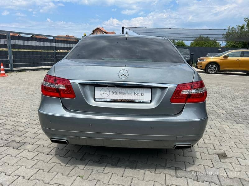 Mercedes Benz E 220 220