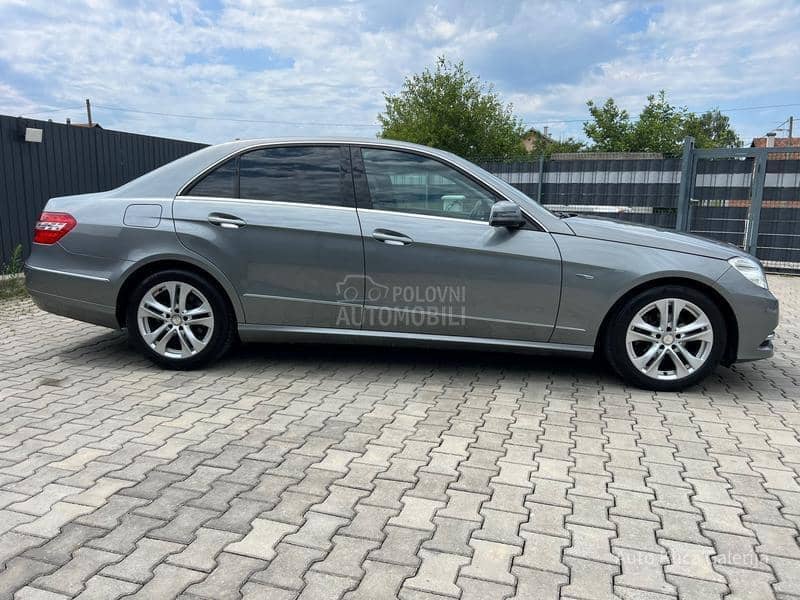 Mercedes Benz E 220 220