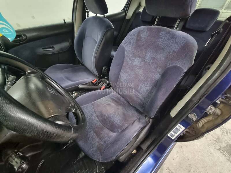 Peugeot 206 1.6