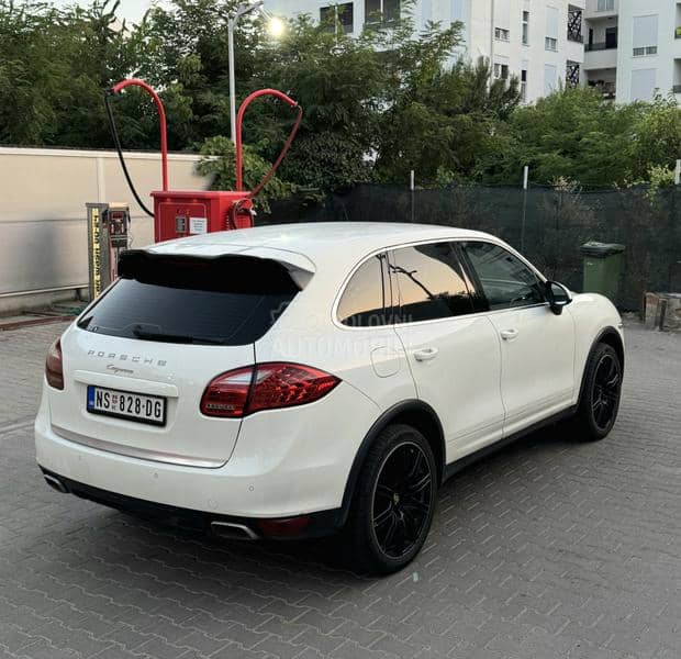 Porsche Cayenne 3.0 TDI