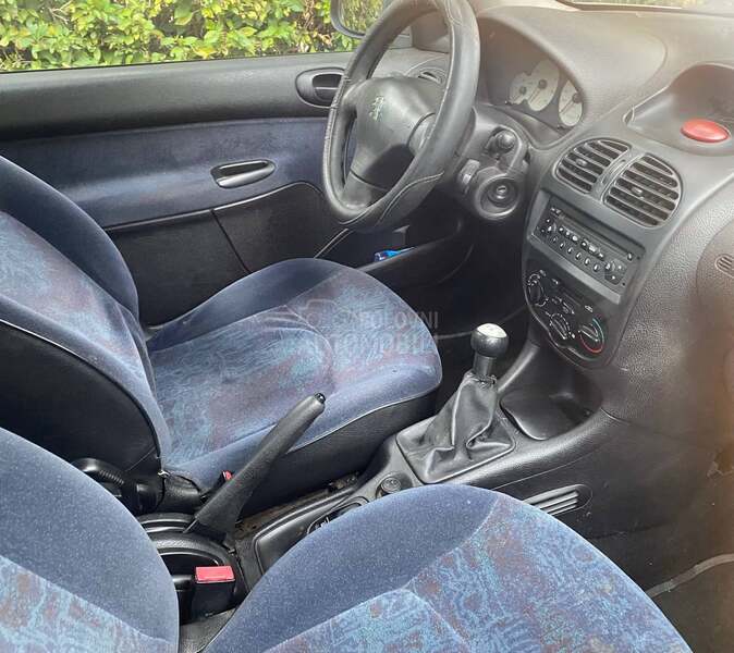 Peugeot 206 