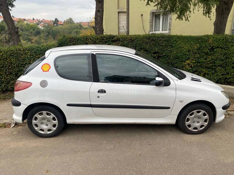 Peugeot 206 