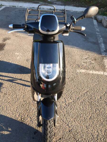 170KM električni moped