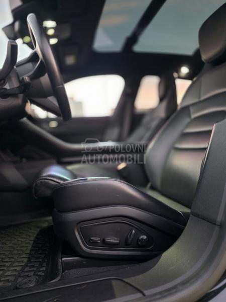 Porsche Taycan Cross Tourismo 4